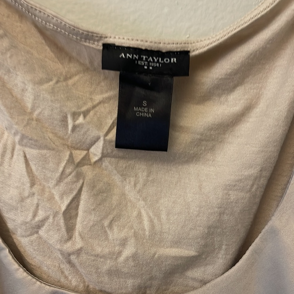 Ann Taylor Ruffle Top - Picture 2 of 3